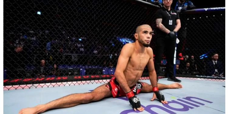 Petarung tak terkalahkan Muhammad Mokaev dipecat dari UFC
