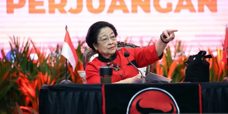 Megawati minta Airin kenakan pakaian merah hitam di pengumuman cakada