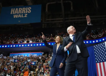 Kamala Harris dan Tim Walz gelar kampanye umum perdana mereka