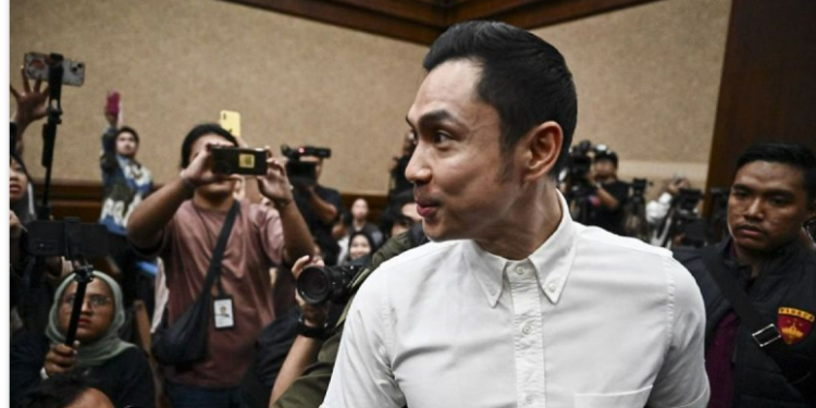 Harvey Moeis didakwa rugikan negara Rp300 triliun terkait kasus timah
