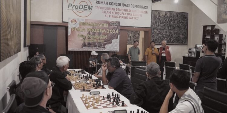 Peringati HUT RI Ke-79, Aktivis ProDEM gelar turnamen catur Aktivis